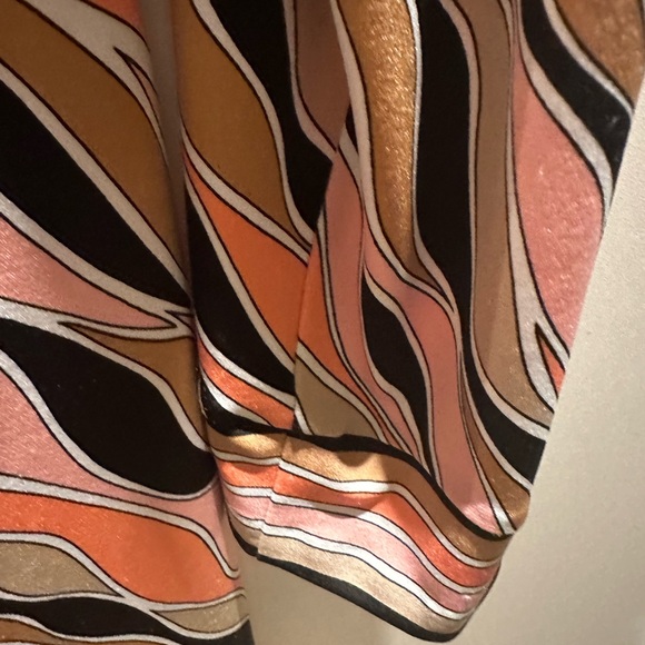 Michael Michael Kors Wrap Dress - Picture 5 of 6